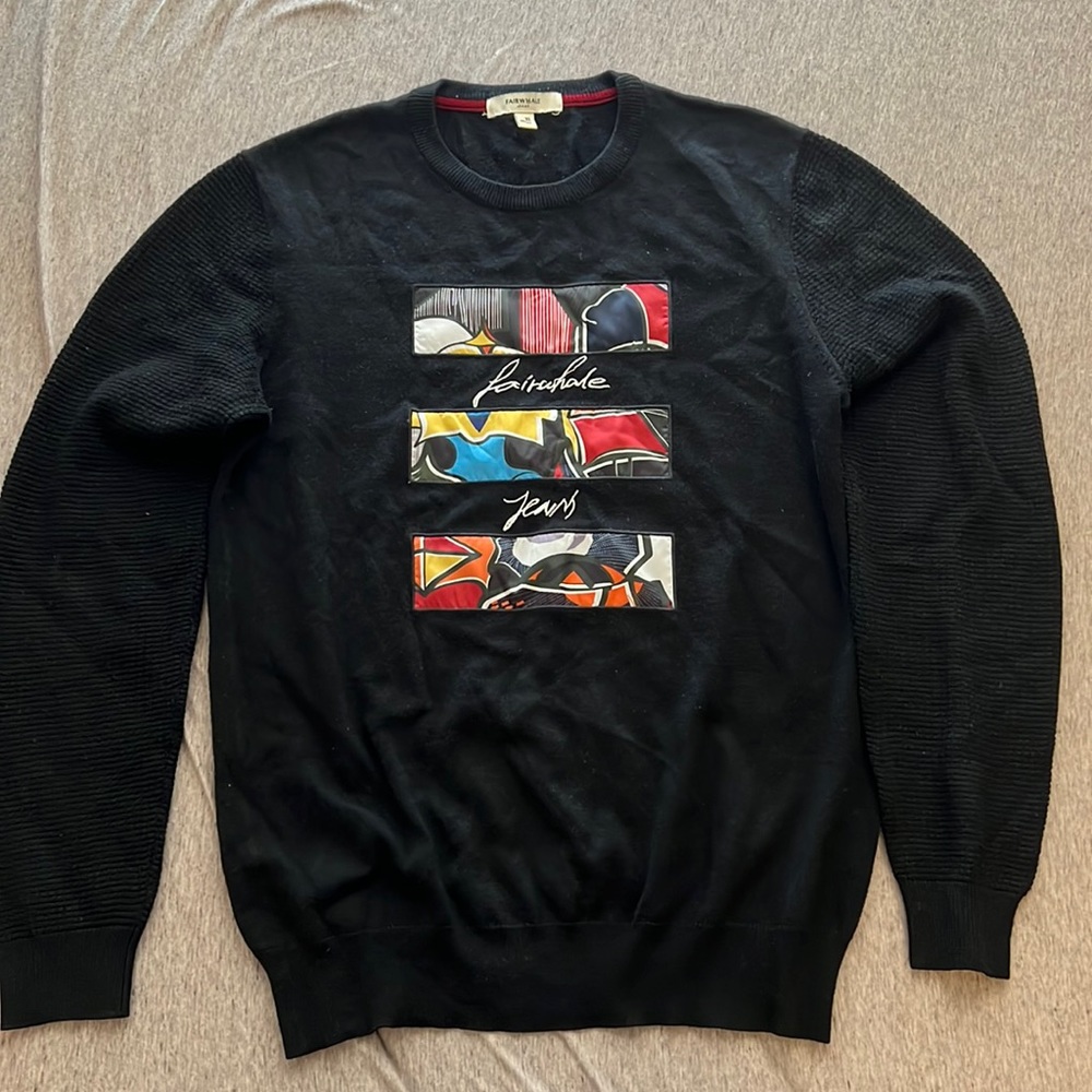 Black Sweater, size M